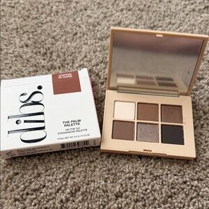 Dibs - The Palm Palette On-The-Go Eyeshadow - Coffee In Hand